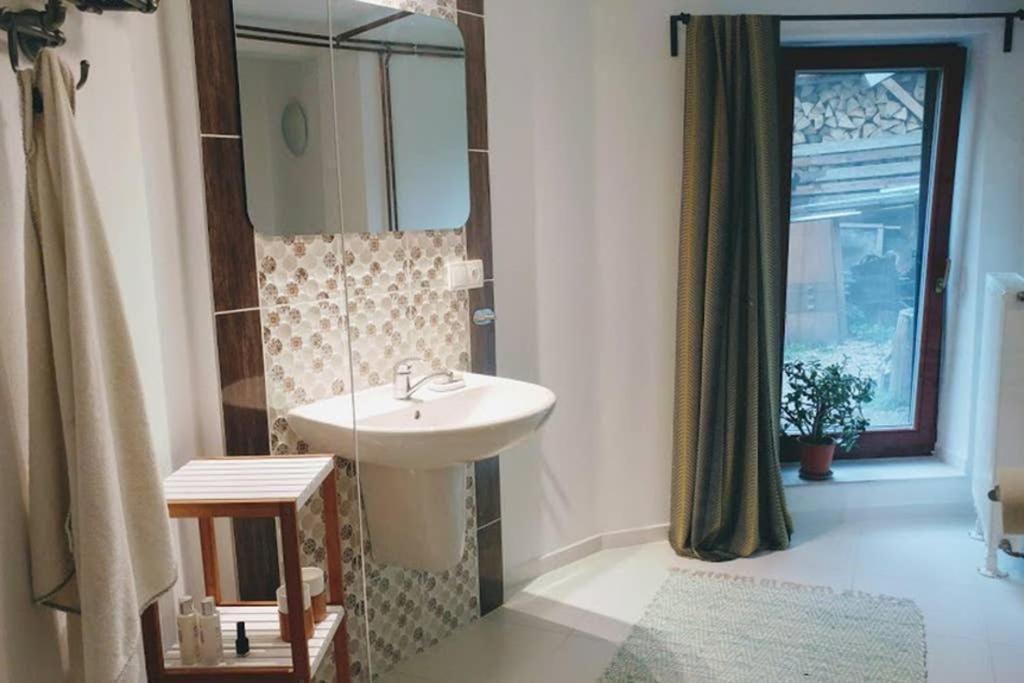 Apartman Jana Pri Gejziri Herlany Exterior foto